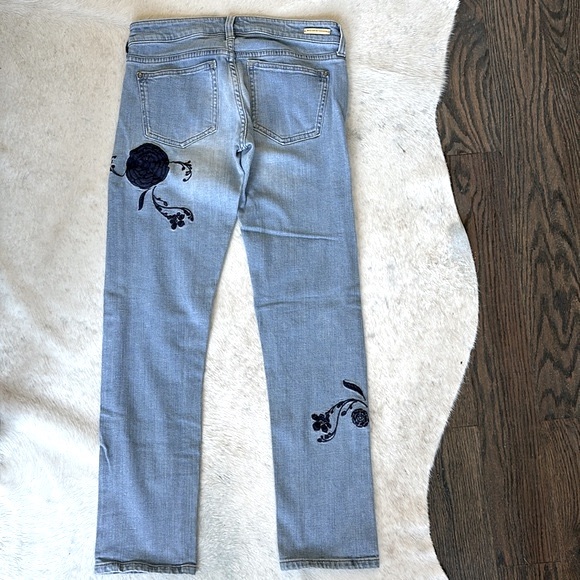 Pilcro Hyphen embroidered jeans - Picture 5 of 16